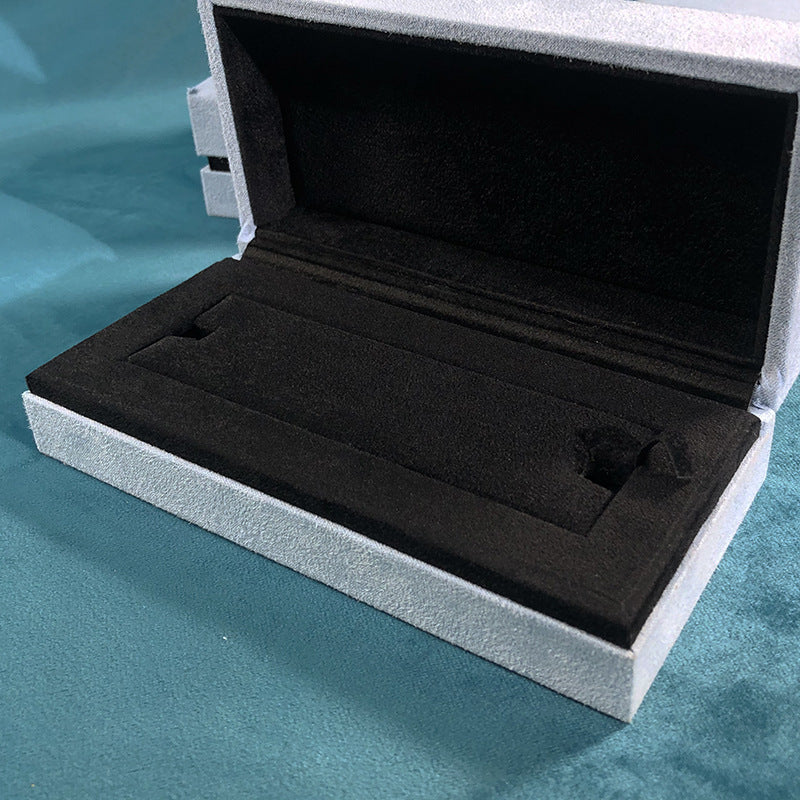 661# Clover jewelry box, imitation leather, grass green, sky blue, fashion jewelry box, ring, earrings, necklace, bracelet, gift box.