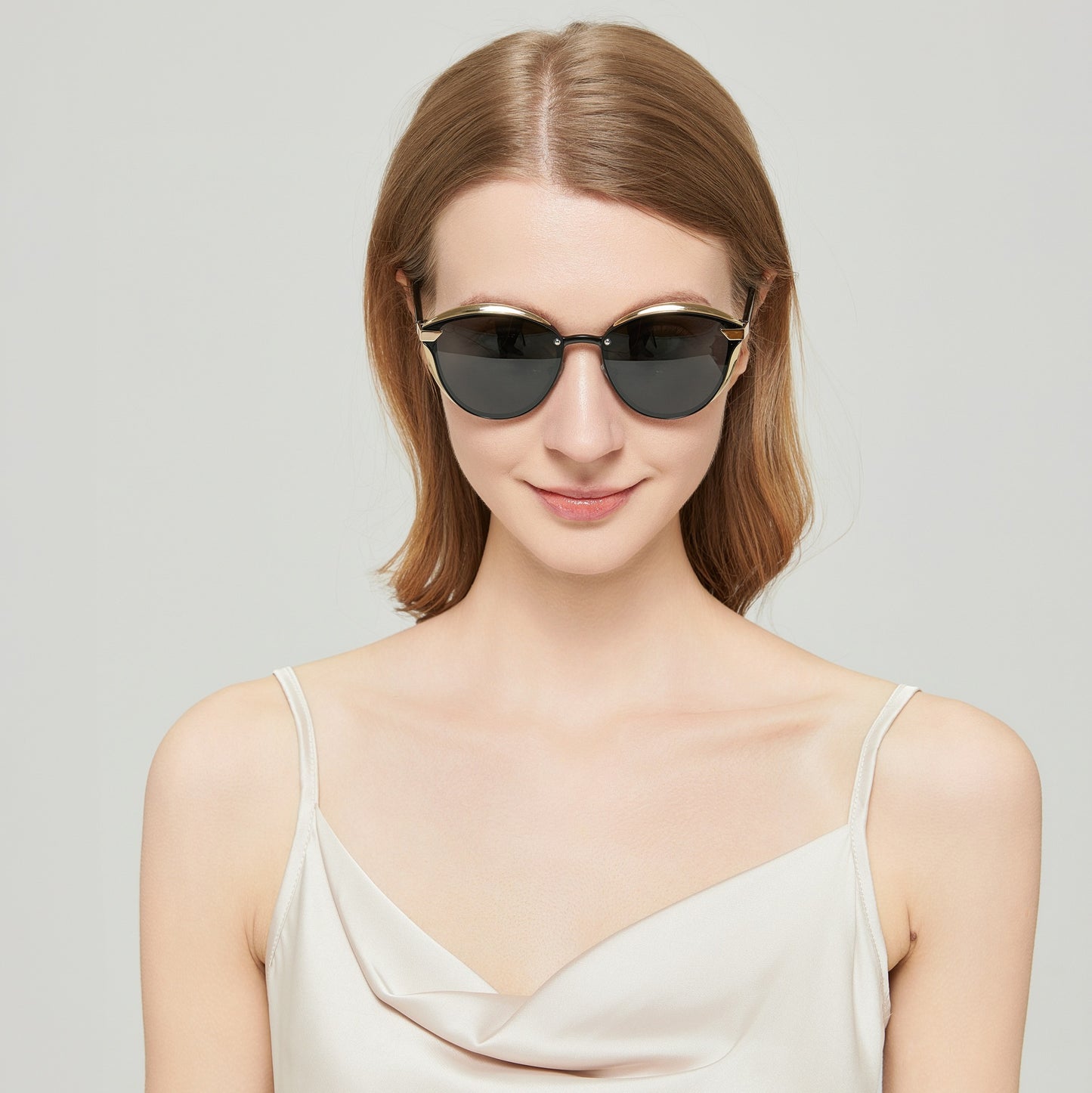 1501# Stylish Sunglasses: Fashion Meets Function