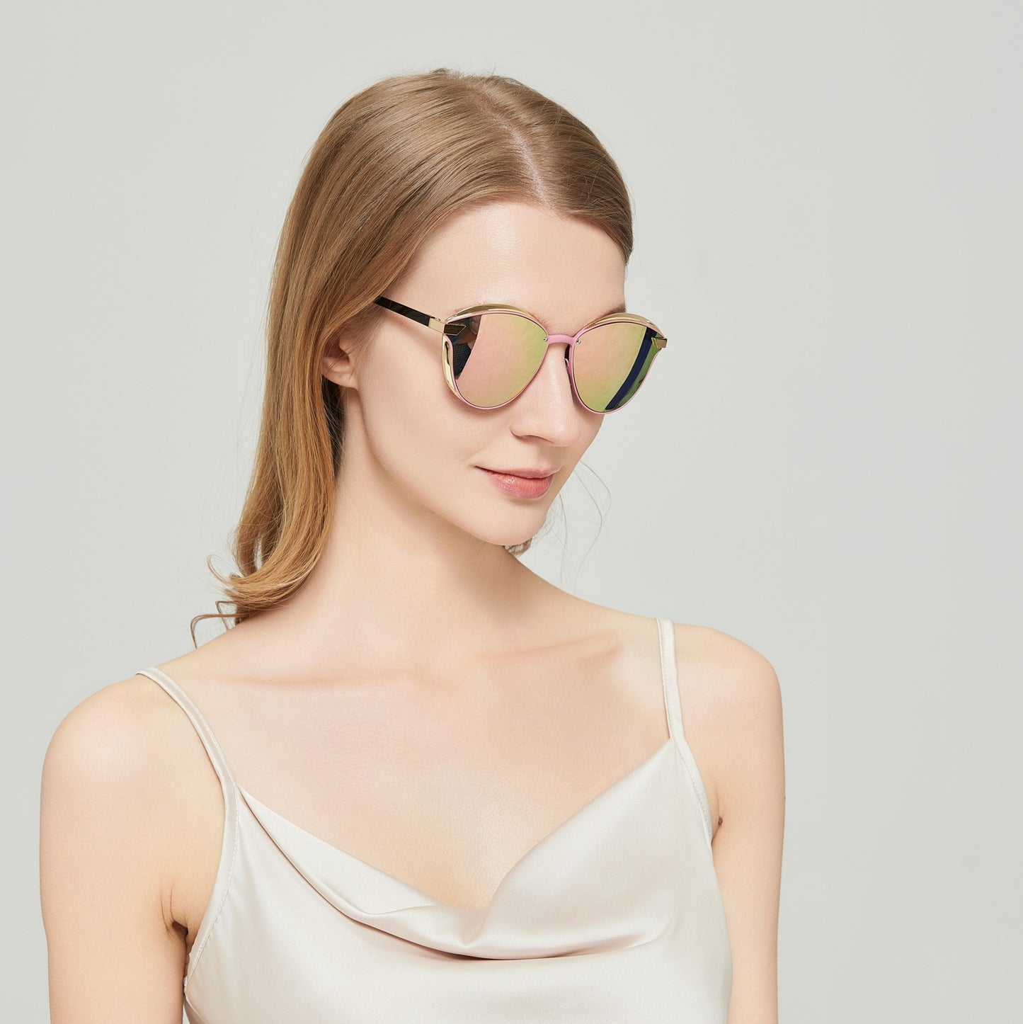 1501# Stylish Sunglasses: Fashion Meets Function