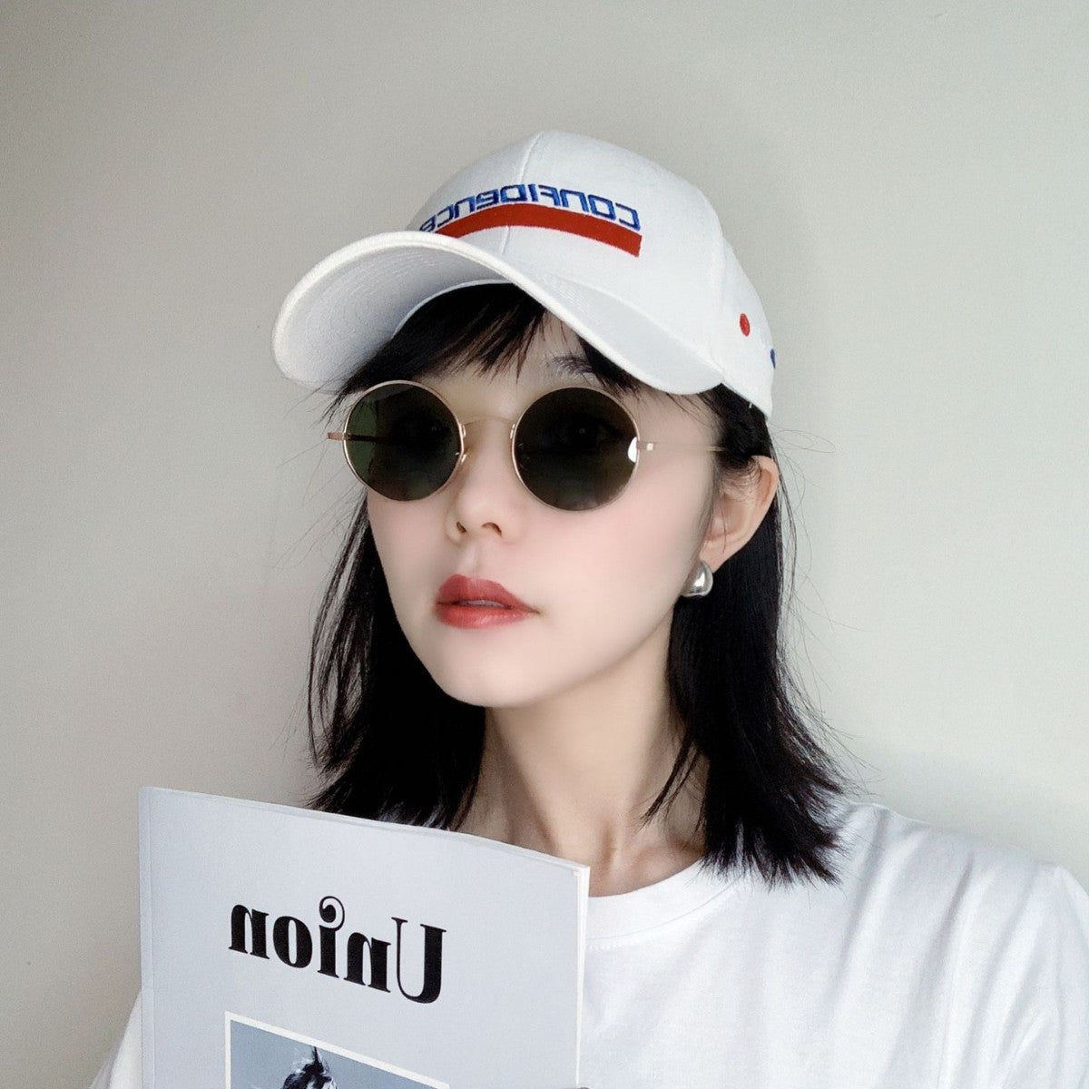#1503 Retro - Inspired Round Sunglasses