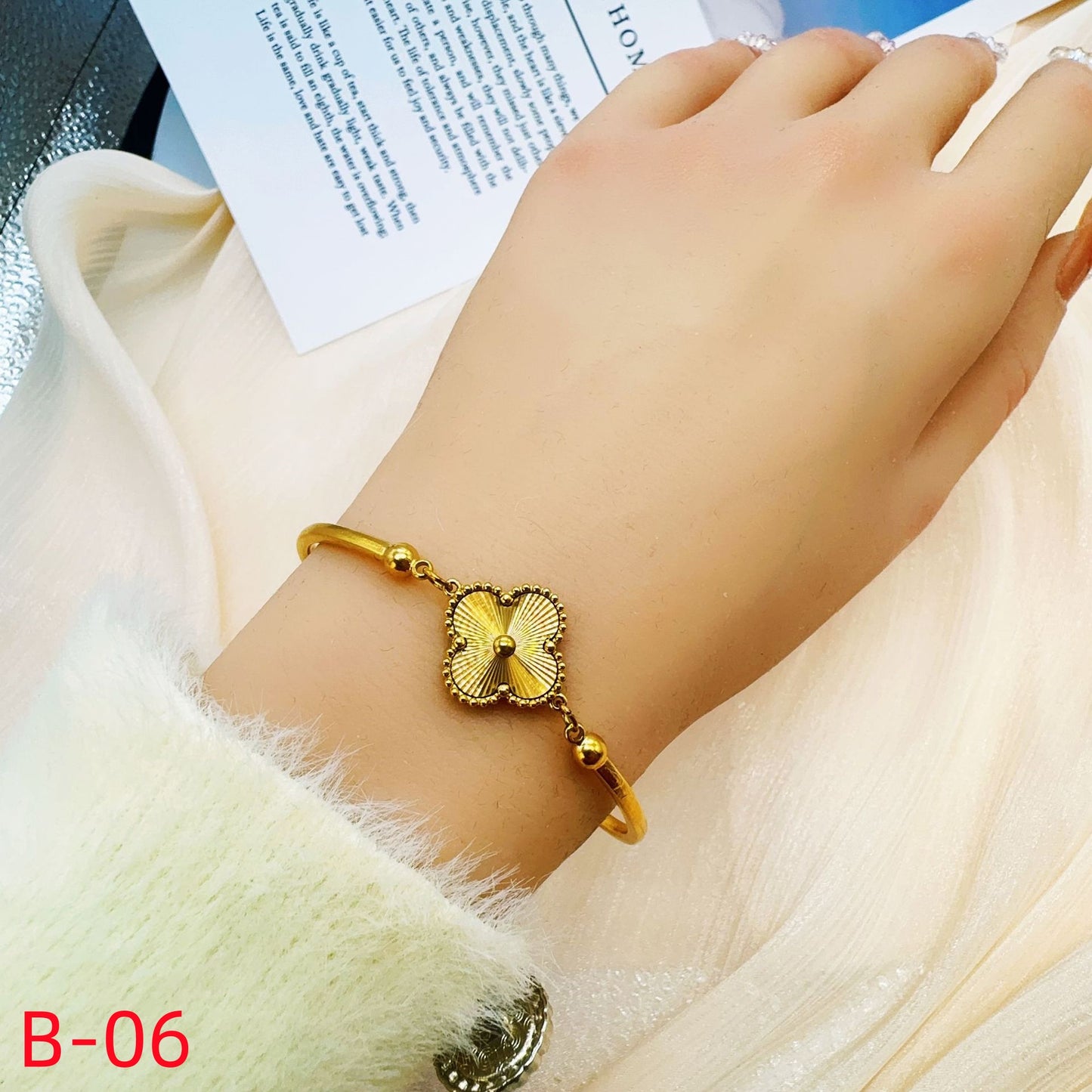 904# Stainless Steel Clover Bracelet【One Clover, B-01 to B-08】
