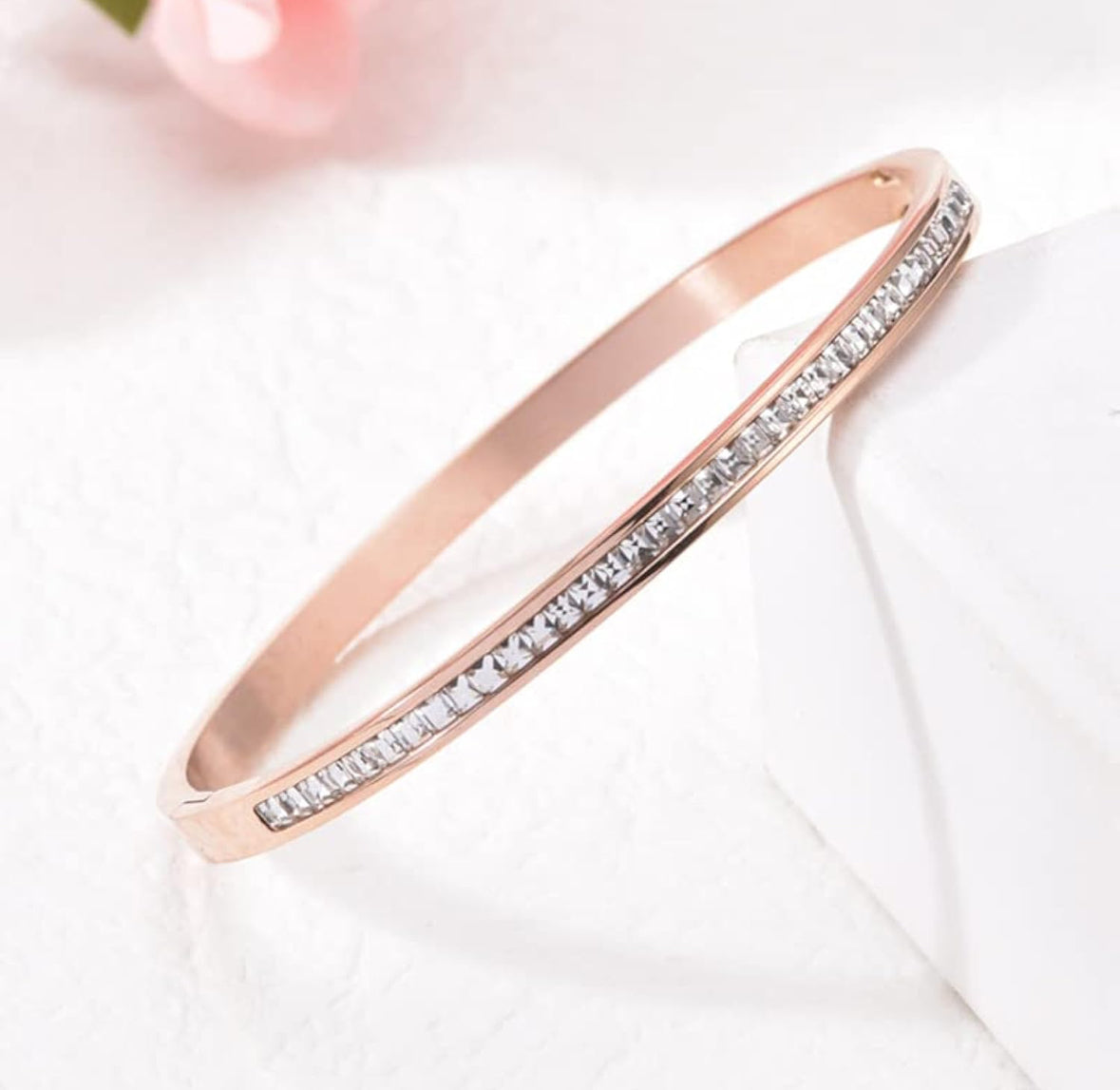 003# Gold/Silver/Rose Gold Stainless Steel Pave Cubic Zironia Simulate Diamond Stackable Oval Hinged Bangle Bracelet