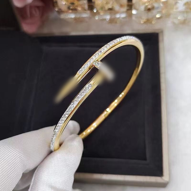 801# Luxury Nail Bangle – Elevate Your Style