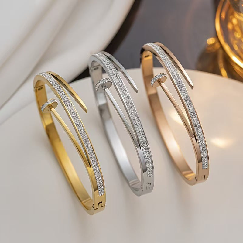 801# Luxury Nail Bangle – Elevate Your Style