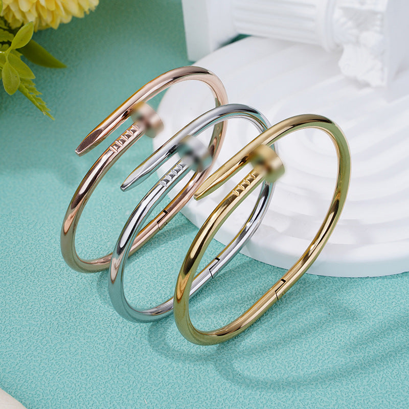 801# Luxury Nail Bangle – Elevate Your Style