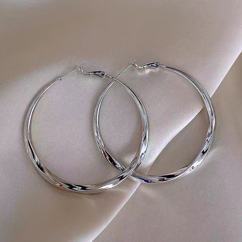 081# Elegant Gold Color Hoop Earrings – Timeless Beauty for Every Occasion