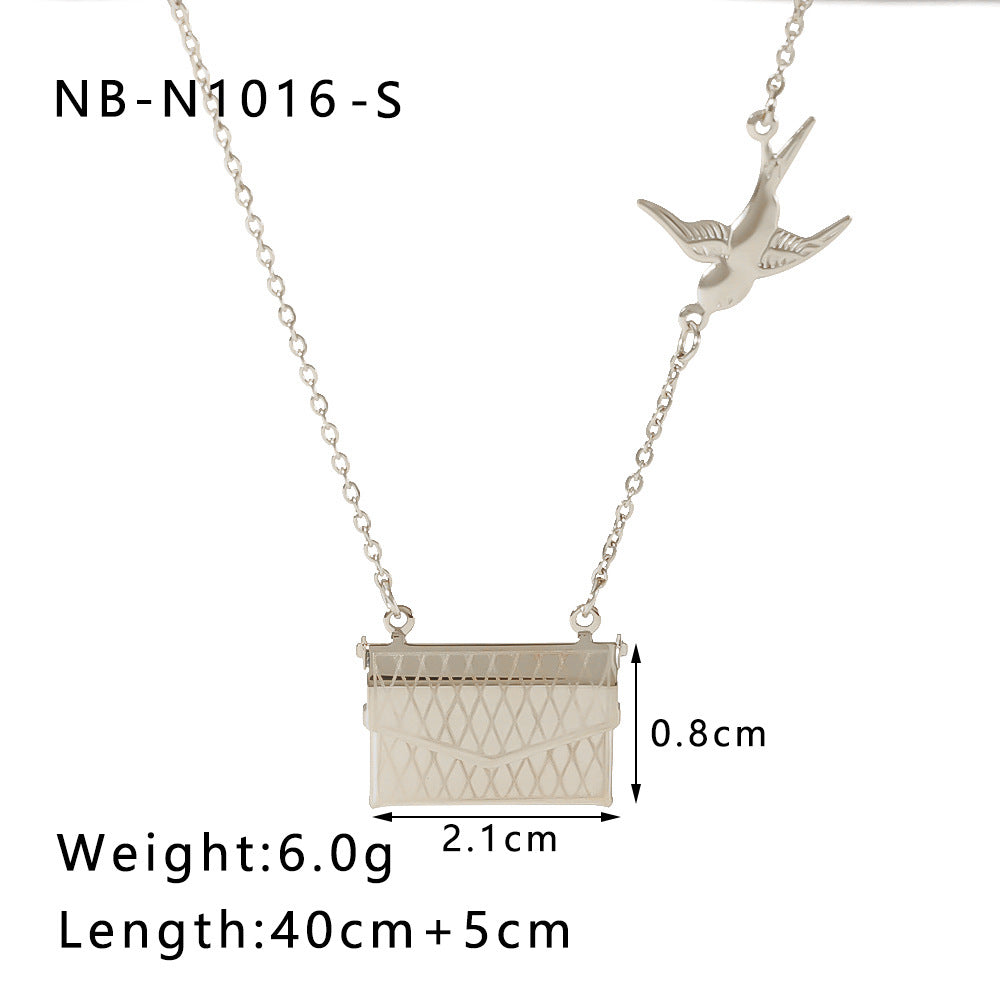1101# Stainless steel couple book pendant necklace love opening and closing book necklace clavicle chain