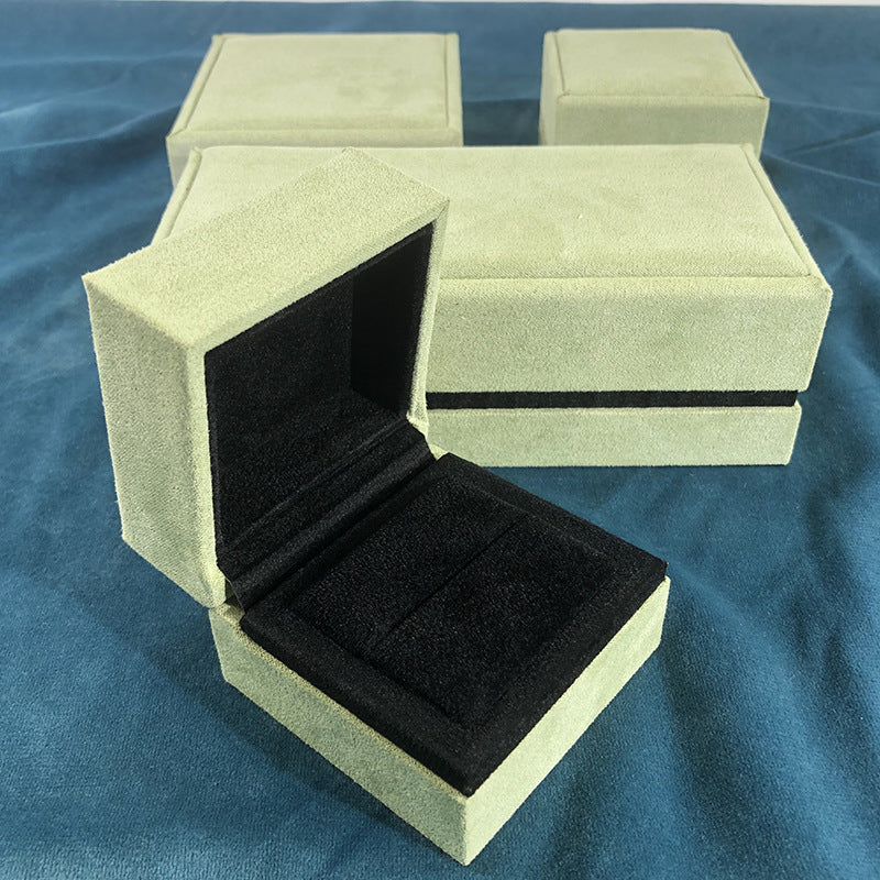661# Clover jewelry box, imitation leather, grass green, sky blue, fashion jewelry box, ring, earrings, necklace, bracelet, gift box.