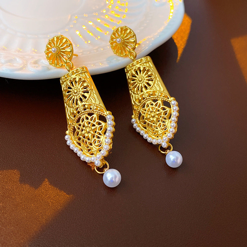 1213# Vintage Retro Statement Earrings, vintage earrings, statement jewelry, retro earrings, fashion accessories, gift for women.