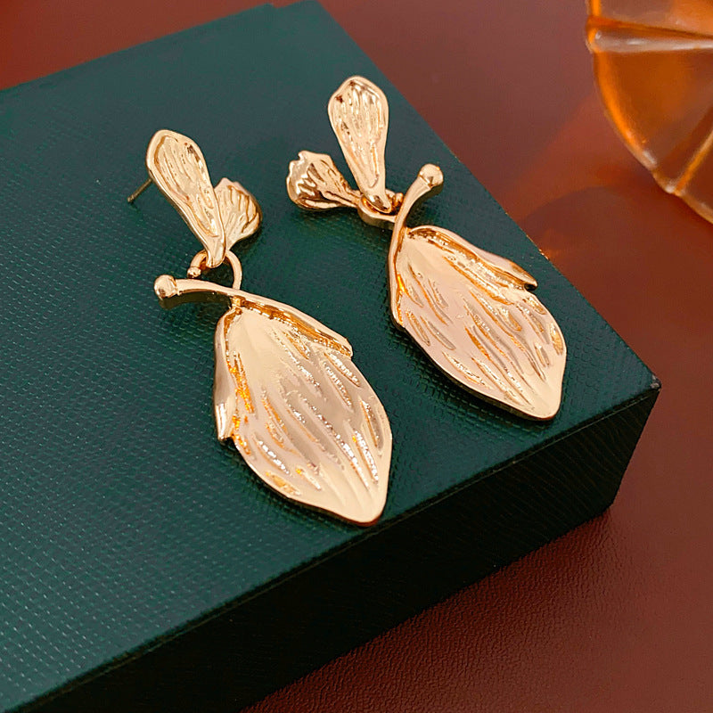 1213# Vintage Retro Statement Earrings, vintage earrings, statement jewelry, retro earrings, fashion accessories, gift for women.