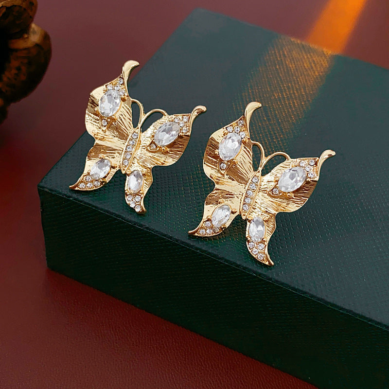 1213# Vintage Retro Statement Earrings, vintage earrings, statement jewelry, retro earrings, fashion accessories, gift for women.