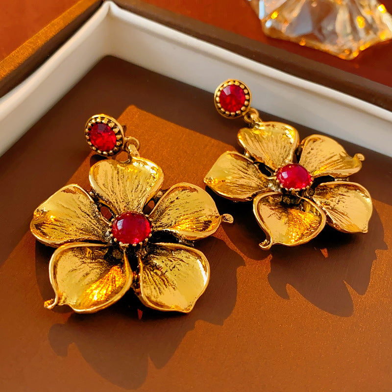 1213# Vintage Retro Statement Earrings, vintage earrings, statement jewelry, retro earrings, fashion accessories, gift for women.