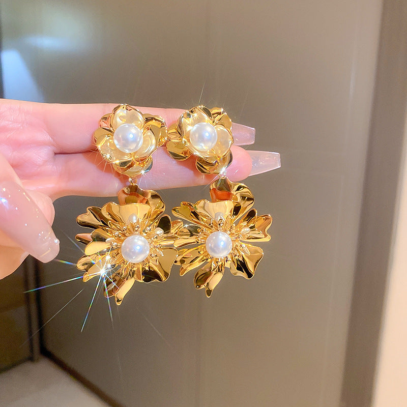 1213# Vintage Retro Statement Earrings, vintage earrings, statement jewelry, retro earrings, fashion accessories, gift for women.