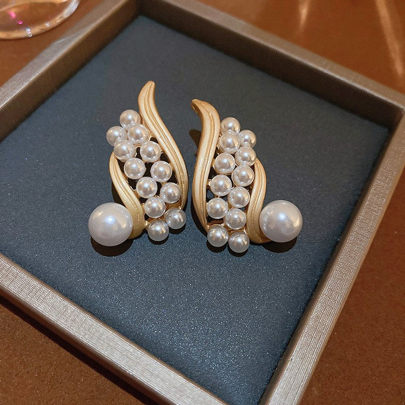 1213# Vintage Retro Statement Earrings, vintage earrings, statement jewelry, retro earrings, fashion accessories, gift for women.