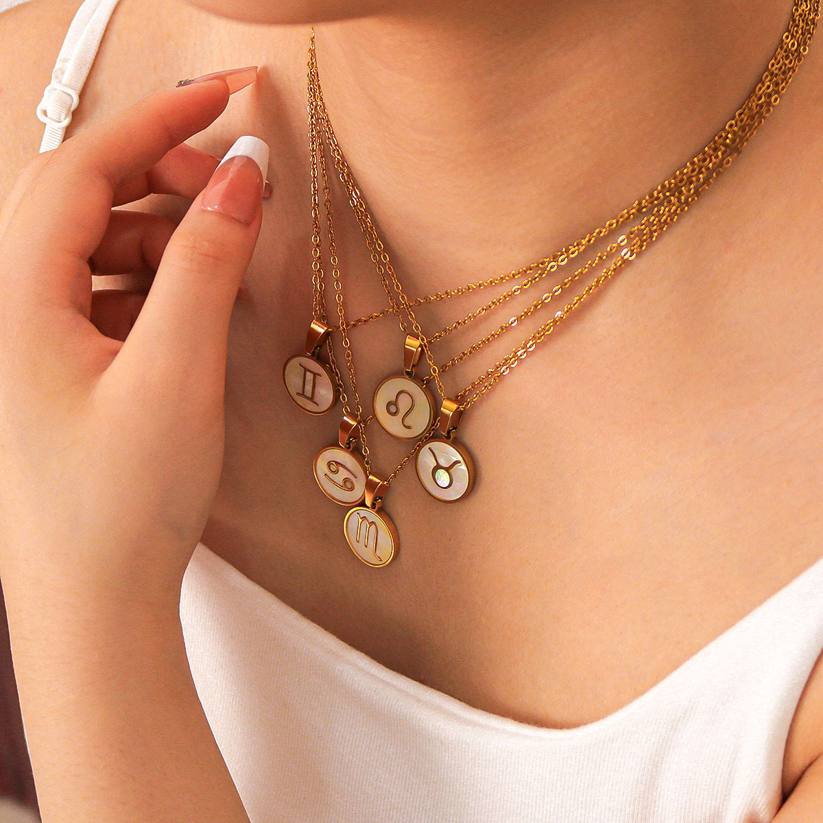 1104# Fashion trend retro temperament 12 constellations white seashell pendant titanium steel necklace women's jewelry