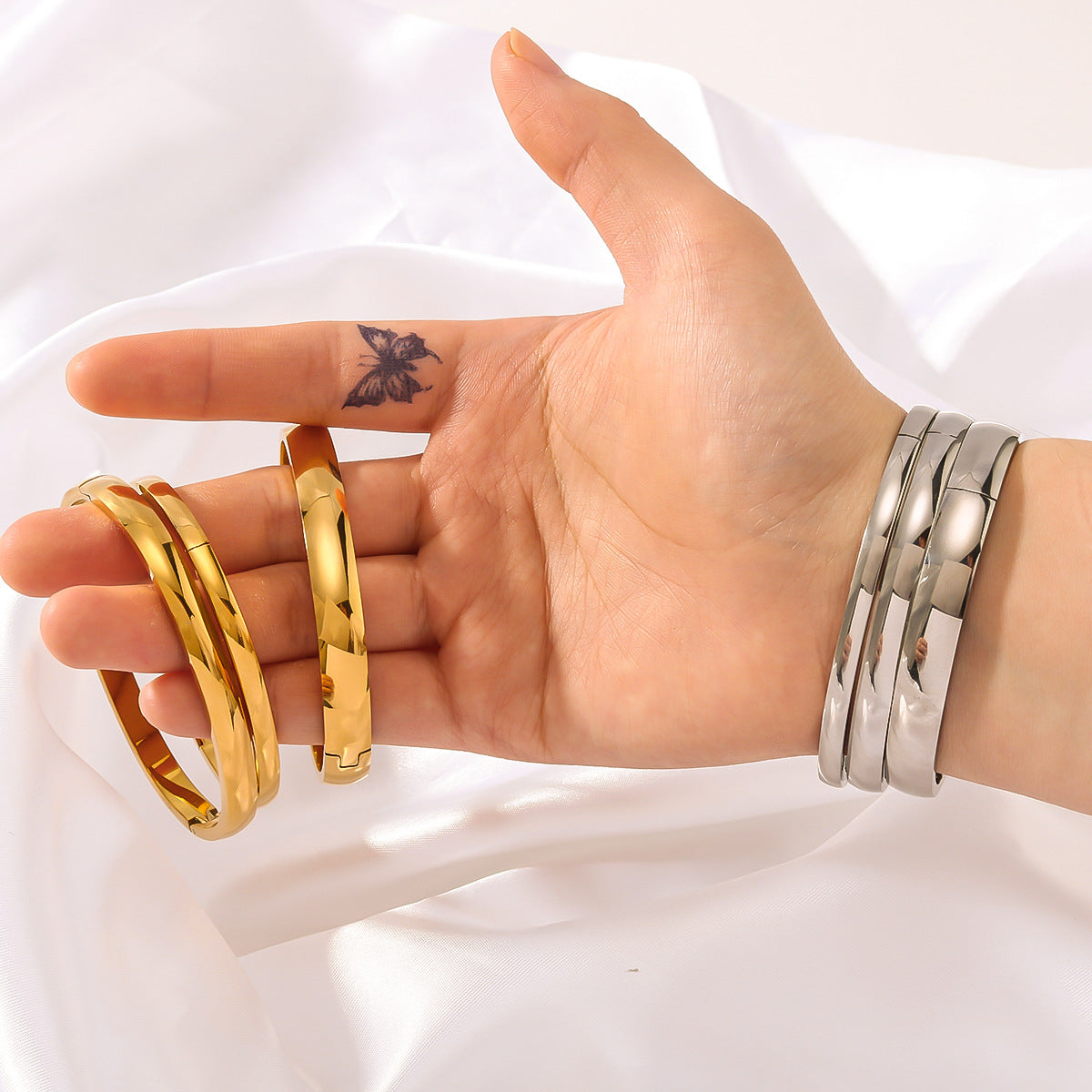 1203# Stainless steel extremely simple bracelet best-selling hot-selling high-end electroplated smooth stainless steel bracelet