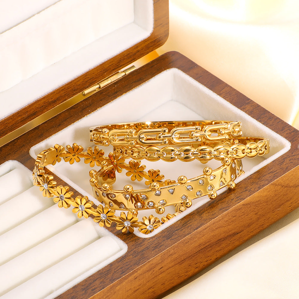 1212# New stainless steel 18k gold plated bracelet geometric buckle open bracelet inlaid with crystal bracelet