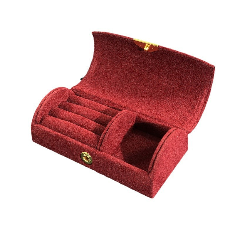 662# Jewelry Box,  portable for travel, arched surface, Pearl velvet, jewelry storage box, fashion accessories packaging box