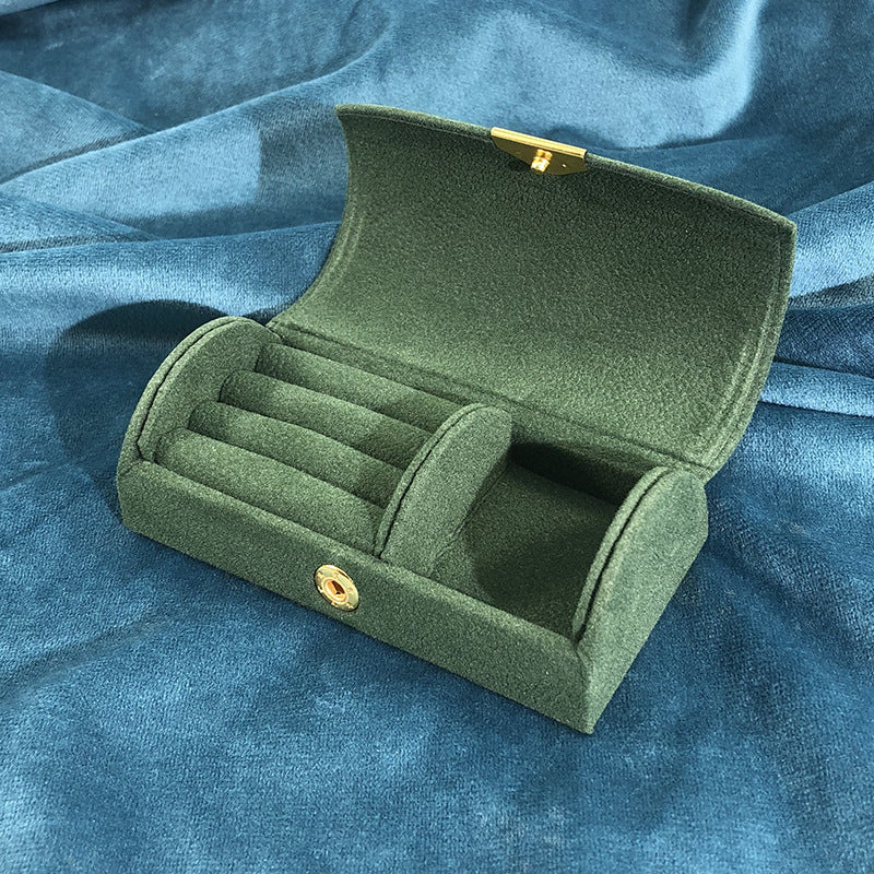 662# Jewelry Box,  portable for travel, arched surface, Pearl velvet, jewelry storage box, fashion accessories packaging box