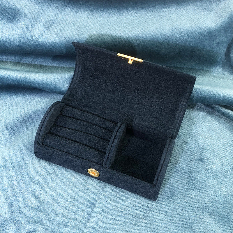 662# Jewelry Box,  portable for travel, arched surface, Pearl velvet, jewelry storage box, fashion accessories packaging box